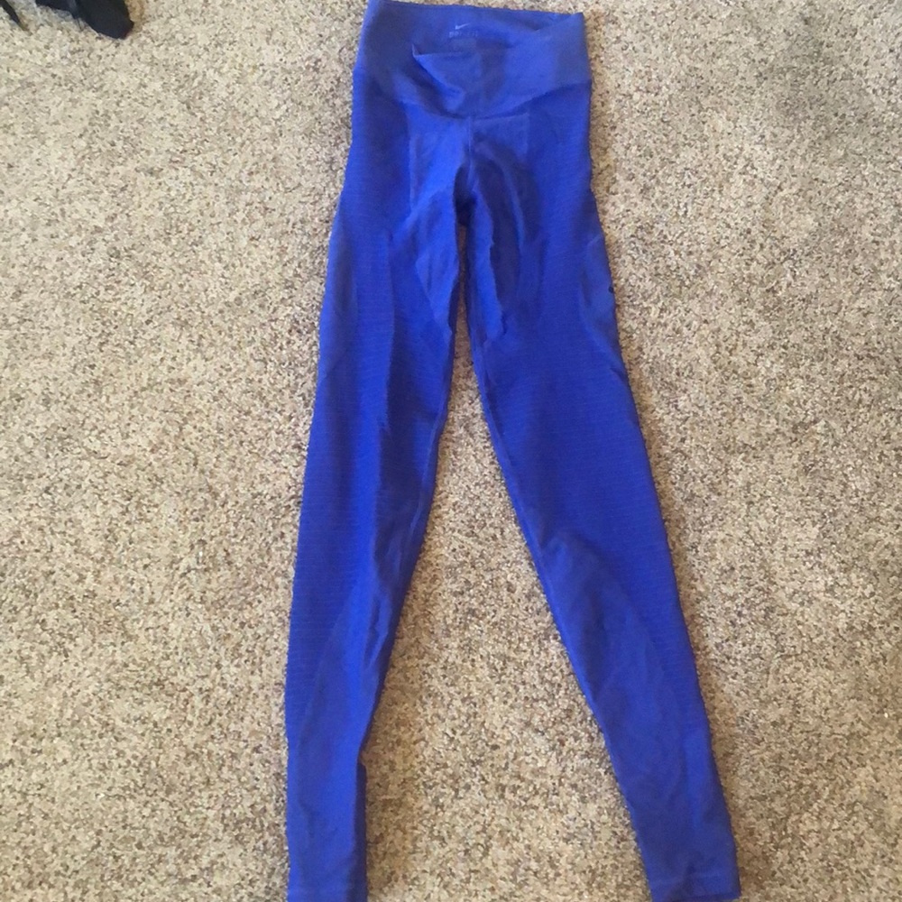 Nike leggings